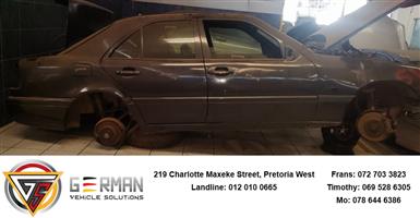 Mercedes Benz C220 W202 used spares and used parts for sale / Stripping