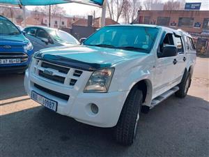 2012 ISUZU KB250 DOUBLE CAD Transmission: Manual  Mileage: ueltype: Diesel  White