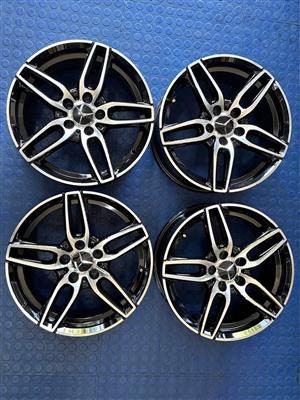17 INCH MERCEDES BENZ RIM SET WITHOUT TYRES