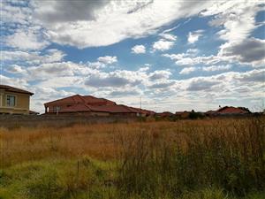 Prime Corner Stand! Build Your Dream Home