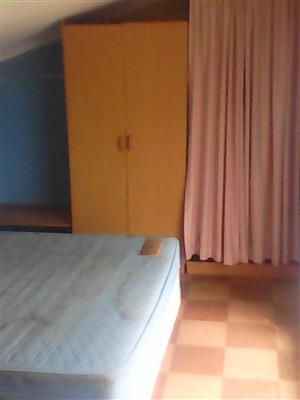Bachelor flat in Edleen, Kempton Park to rent