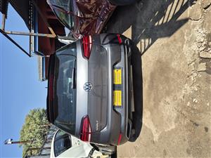 VOLKSWAGEN GOLF VII 1.0TSI 2017 CODE 2, READY FPR STRIPPING .