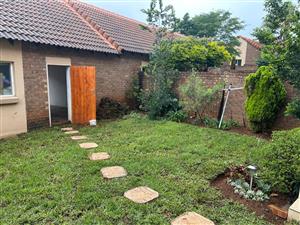 Ground Floor two Bedroom Townhouse in the popular suburb of Mooikloof Ridge