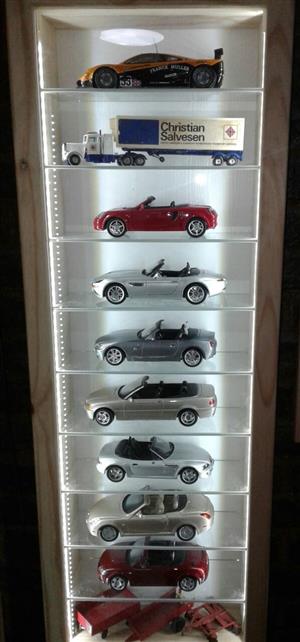 Model cars Display Cabinets, Dust Proof!
