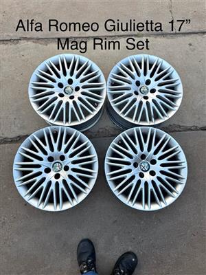 Alfa Romeo Giulietta 17” Mag Rim Set