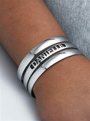BNSET7 – Women’s Cut Out Name Bangle Set Large, Medium or Small