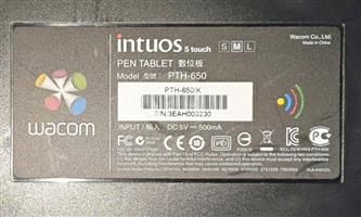 Wacom Intuos Medium Drawing and Writing Tablet