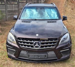 ML63 Mercedes Benz 2015 AMG V8 Supercharge High performance with huge 