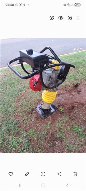 Vibrating Rammers 4 stroke & 2 stroke