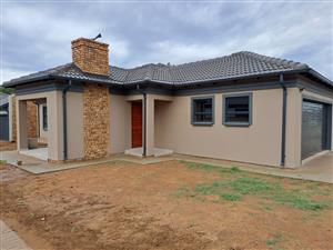 House For Sale in Rayton