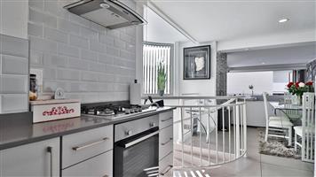 Luxury Ground Floor Apartment in Aloe Ridge, Island View, Mossel Bay