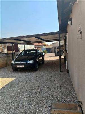 2 Bedroom House for rent in Orchards