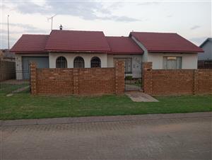 Effortless Living in a fully Furnished Home