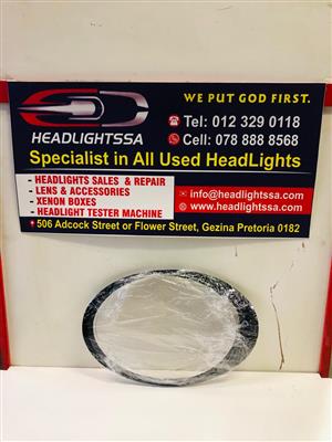 Porsche 977 right side headlight replacement lens (2007 onwards)