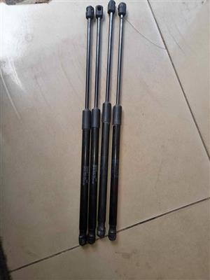 VW Hydraulic boot lifters