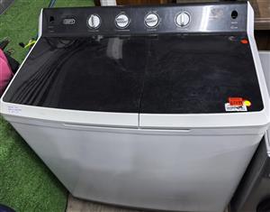 Defy DTT180 twin tub washing machine with pipes S061932A