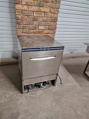 Industrial Dishwasher