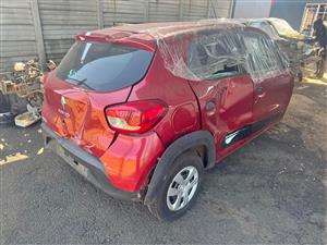 RENAULT KWID STRIPPING FOR SPARES
