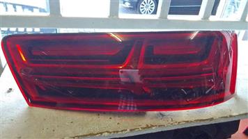 AUDI Q7 TAILLIGHTS 