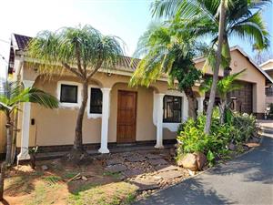 Stunning & Spacious House For Sale - Bluff, Durban