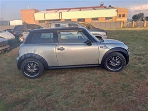 Stripping 2007 Mini