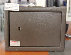 XPANDA DIY BROWN SAFE W/2 KEYS (S067882A)