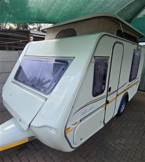 2004 gypsey raven in amazing condition with full tent and island bed 