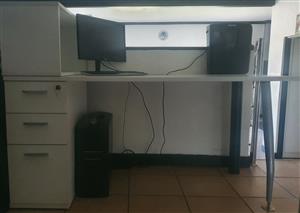 Office desk with lose cabinet for sale. R1200, L: 1.5m H: 73cm W: 75cm 