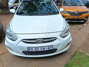 2015 HYUNDAI ACCENT 1.6