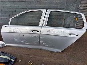 Volkswagen Golf 7 Doors Left front and left Back