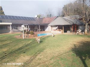 Spacious 2-Bedroom Family Home For Sale in Bailey Park, Potchefstroom