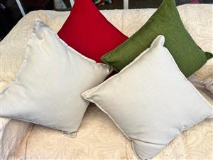 Scatter cushions