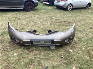 Front bumper Nissan