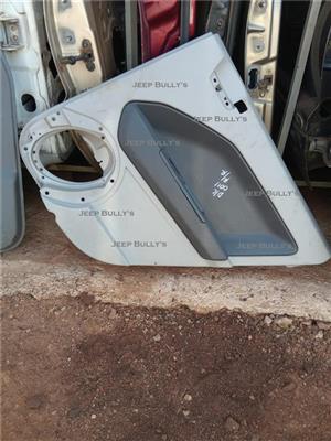 Dodge Caliber Used RR Door Panels In Stock 