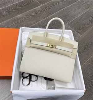 Hermès Kelly 28 Handbag