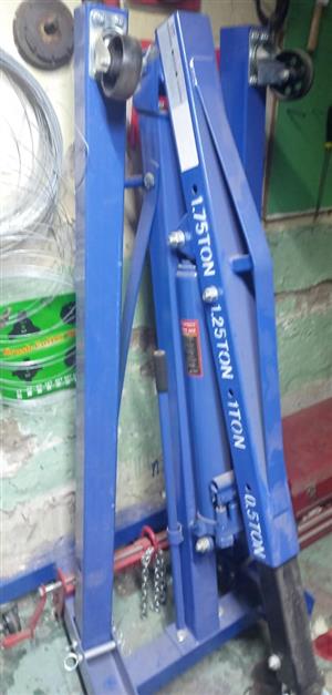 Garage tools and machinery