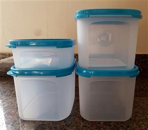 Set of 4 Tupperware Products