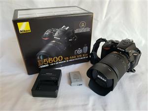 Nikon D5600 Kit with 18-140mm lens and extrals