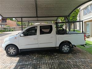 Mahindra Genio 2.2 CRD 
