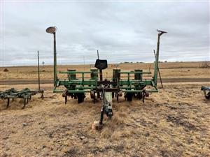 John Deere 7000 planter 4ry 91cm