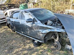 AUDI A4 B8 1.8 STRIPPING FOR SPARES