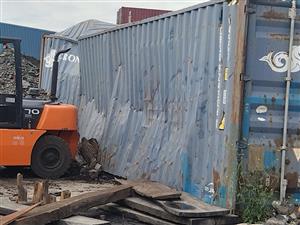 Durban Kzn Used steel scrap cut removed paid for in big loads. And Non Ferrous