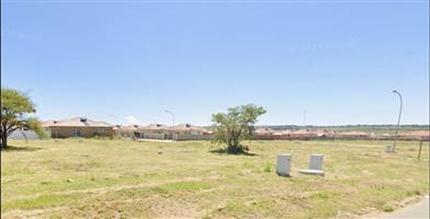 LARGE VACATED STAND FOR SALE IN SOUTHERN GATEWAY