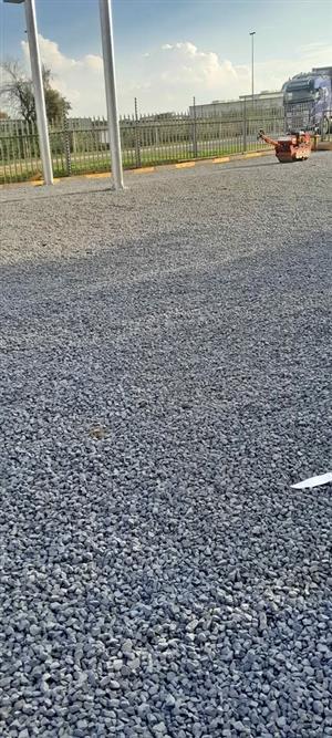 Crushed stones and DUMPROCKS for sale