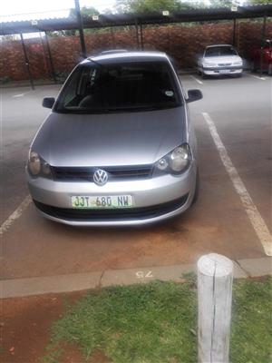 Vw polo vivo 1.6 all papers in Oder, just bought it on auction  8 month back needs small attention 