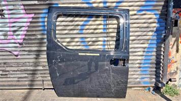 Hyundai Staria sliding door