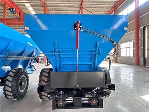 MANURE SPREADERS 5TON 8TON