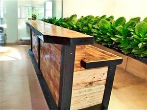 Choosing the Perfect Bar Counter for Small Home Spaces