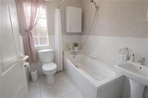 Don't miss out on living in this cozy Townhouse in Phumelani Complex