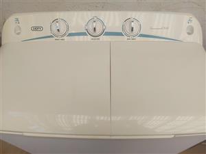 Defy twin tub washing machine